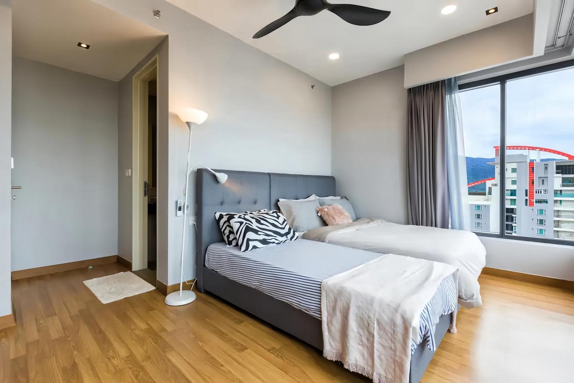 Tropicana 218 Macalister Penang Appartement George Town Buitenkant foto