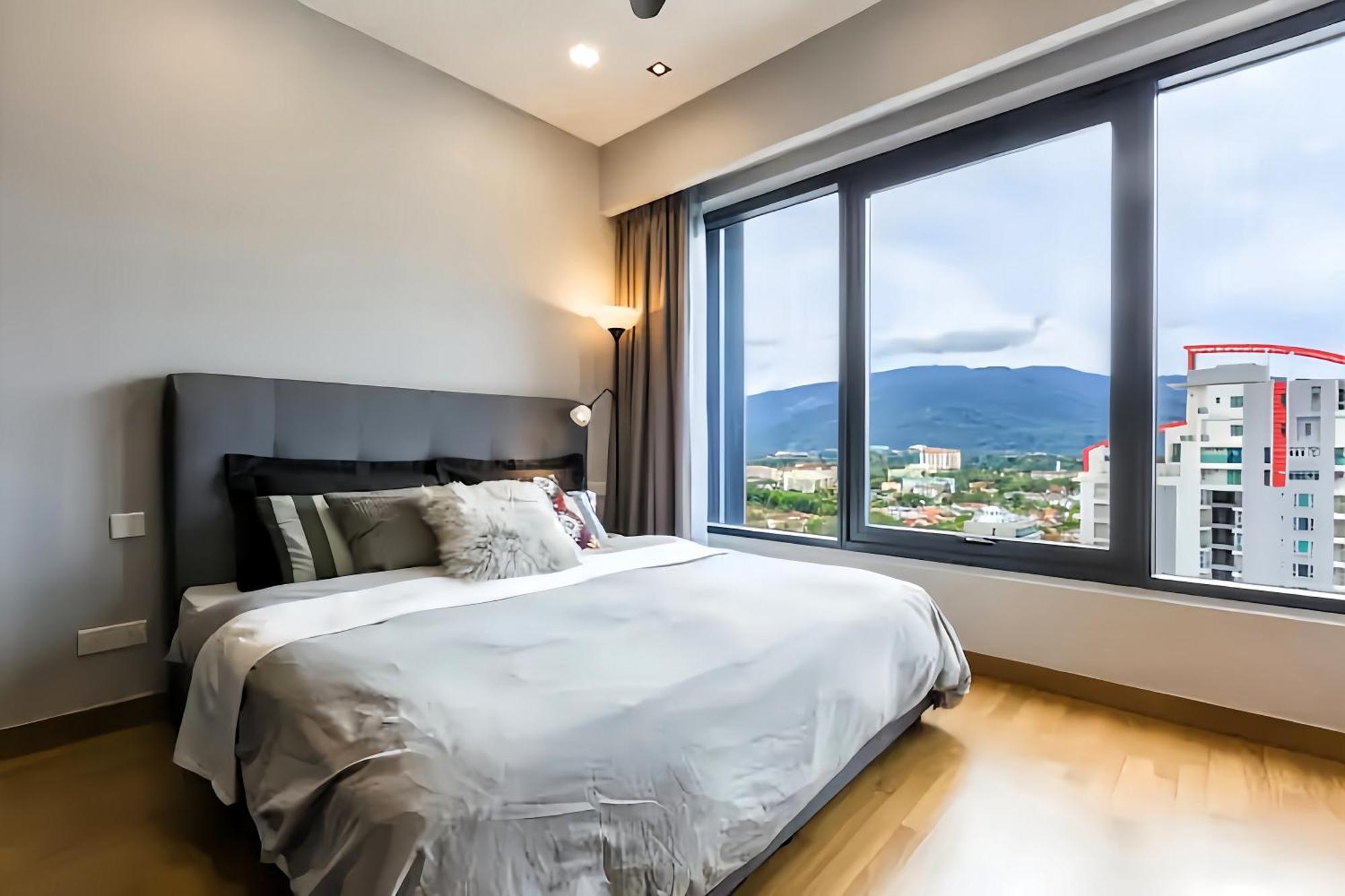Tropicana 218 Macalister Penang Appartement George Town Buitenkant foto