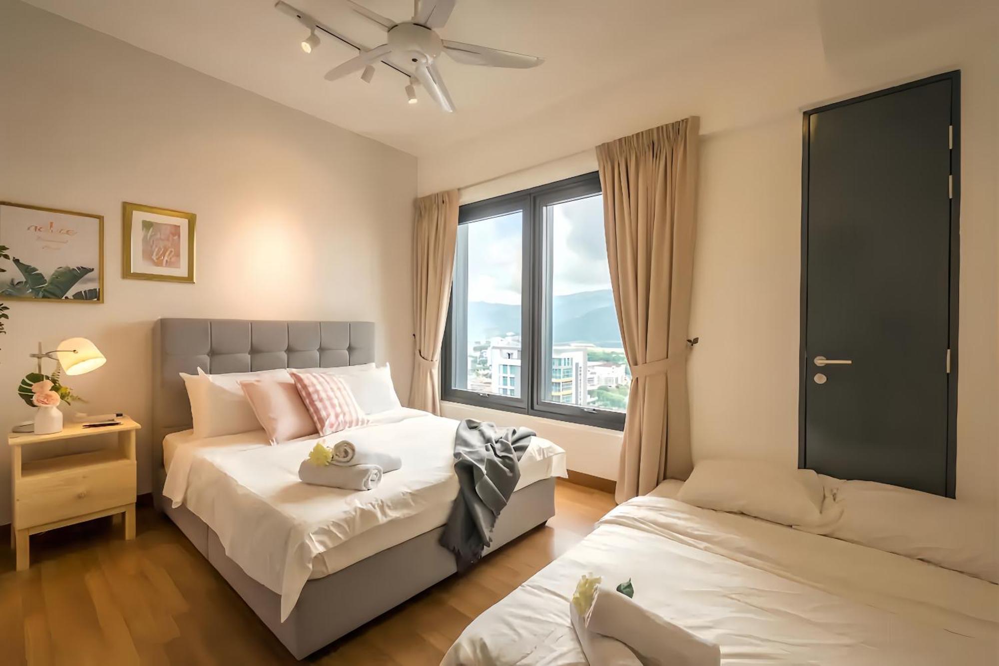 Tropicana 218 Macalister Penang Appartement George Town Buitenkant foto