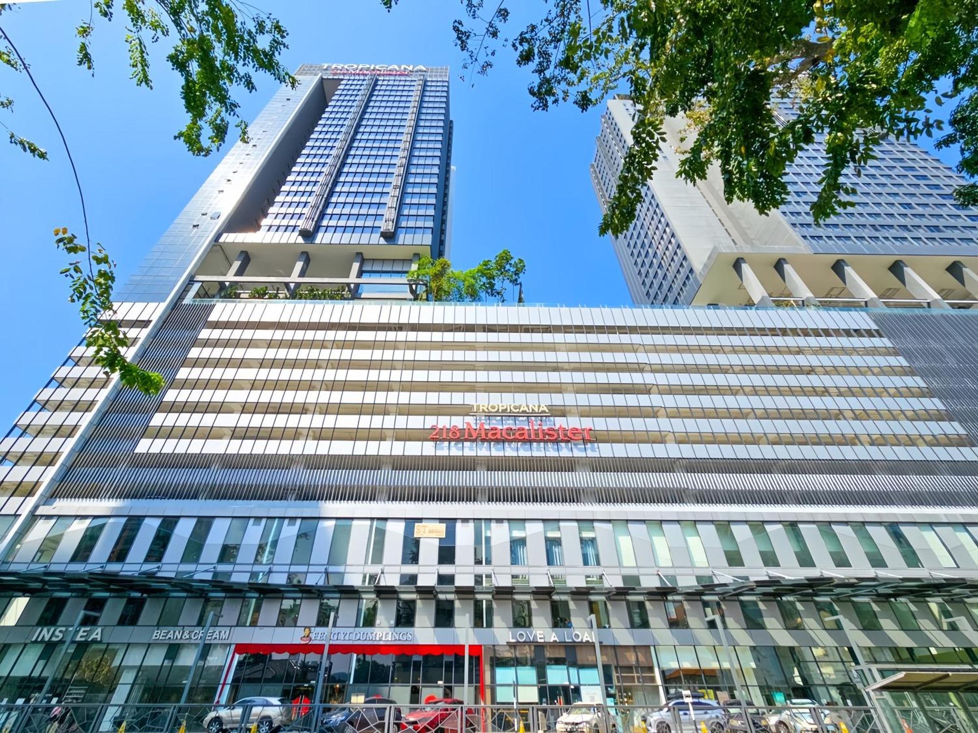 Tropicana 218 Macalister Penang Appartement George Town Buitenkant foto